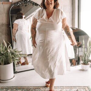 size 22-24 Universal Standard White Linen Dress
